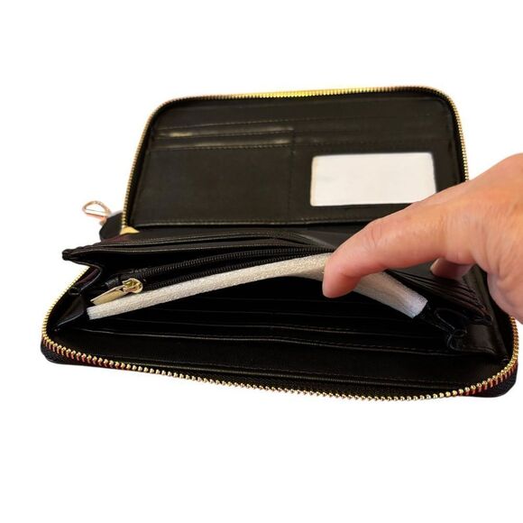 Steve Madden Year of the Snake Black Wallet/Wristlet with Floral Design. - Picture 6 of 6